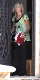 th_69346_Preppie_-_Ashley_Tisdale_leaving_her_mothers_house_in_Toluca_Lake_-_Jan._5_2010_014_122_395lo.jpg